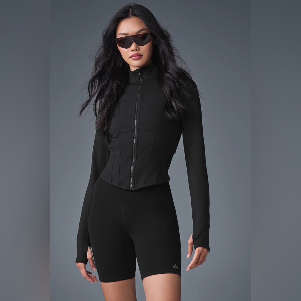 NWOT Alo Yoga Airbrush Corset Full Zip Jacket in Black size M
